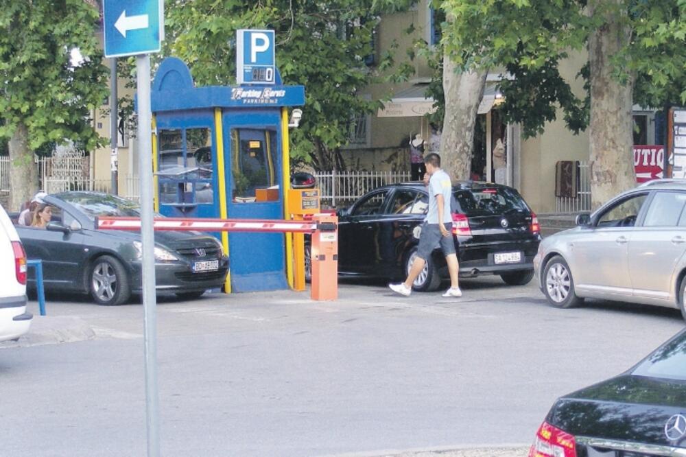 Parkng, Budva, Foto: Vuk Lajović