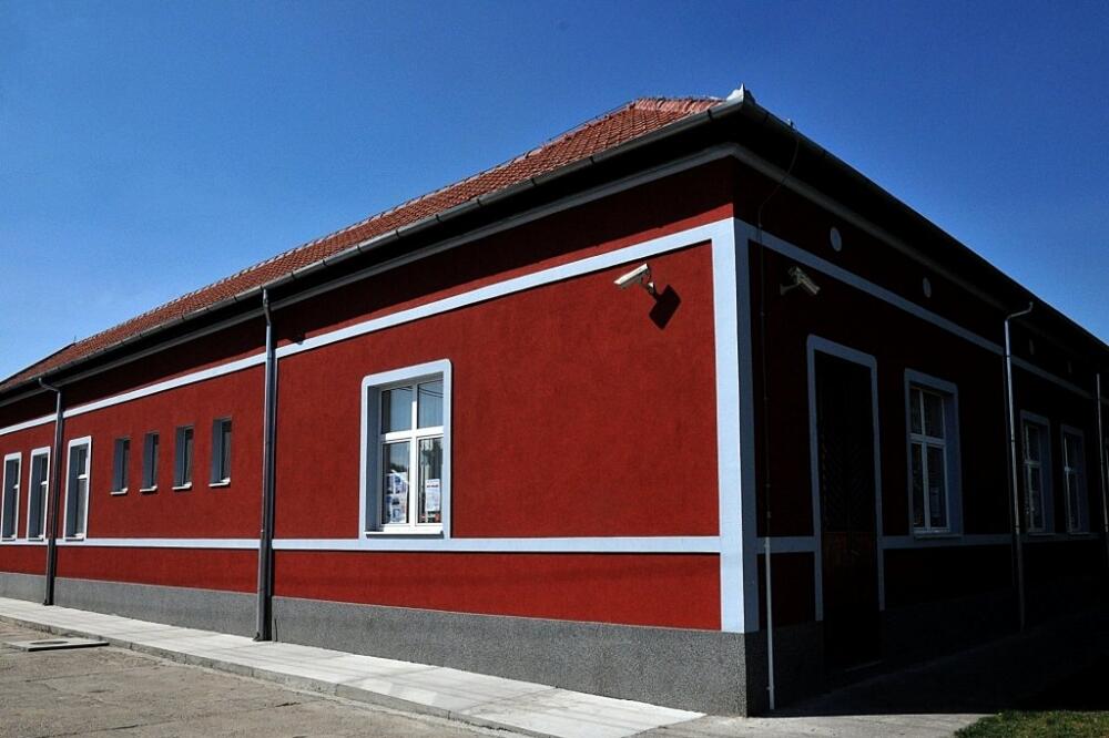 Crnogorski omladinski dom Kula, Foto: Crnogorska partija