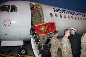 Osmi kontigent vojnika ispraćen u Avganistan: Poznati po vrlinama