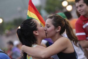 Kostarika: Parlamentarci ne znajući ozakonili homoseksualne brakove