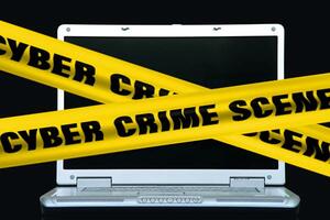 SAD: Osam hakera optuženo za krađu 45 miliona dolara