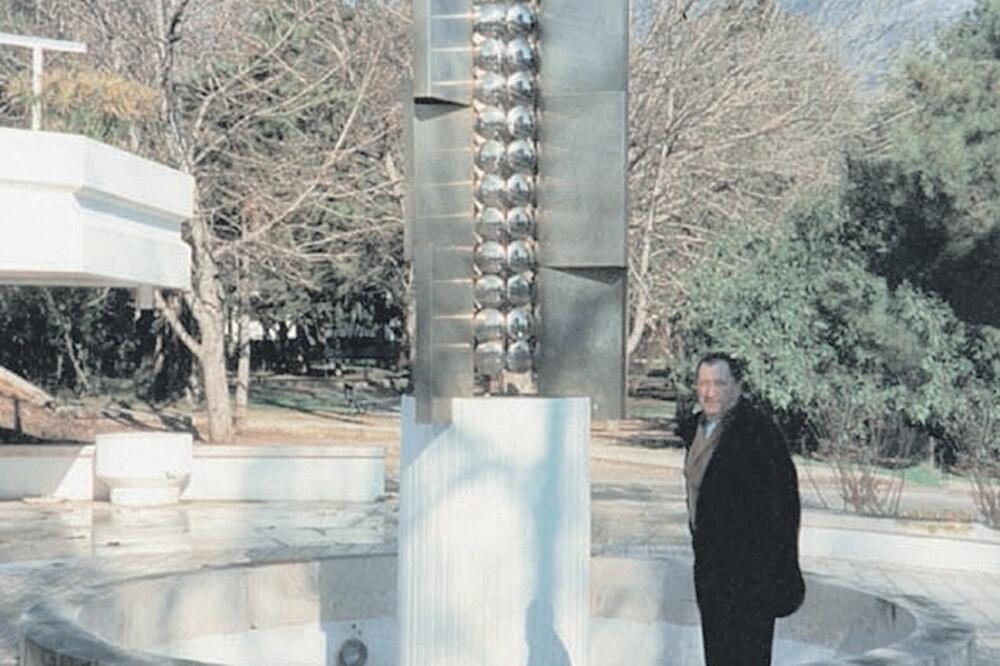 Stevan Luketić, skulptura fontana Sunce, Foto: Privatna arhiva