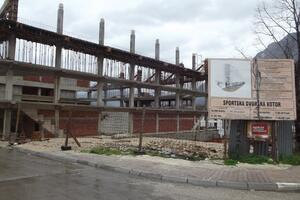 Umjesto 2011, hala u Škaljarima će biti završena u maju 2014.
