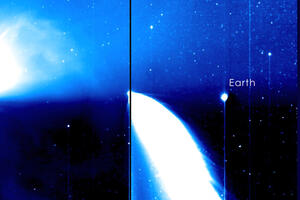 Novi pogled na Zemlju sa repa komete