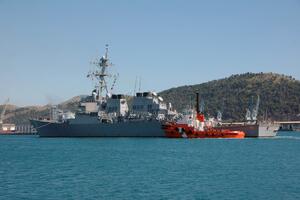 Brod Mornarice SAD stigao u Bar