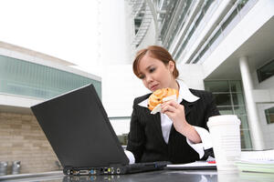 Posao je glavni uzrok nezdrave ishrane?
