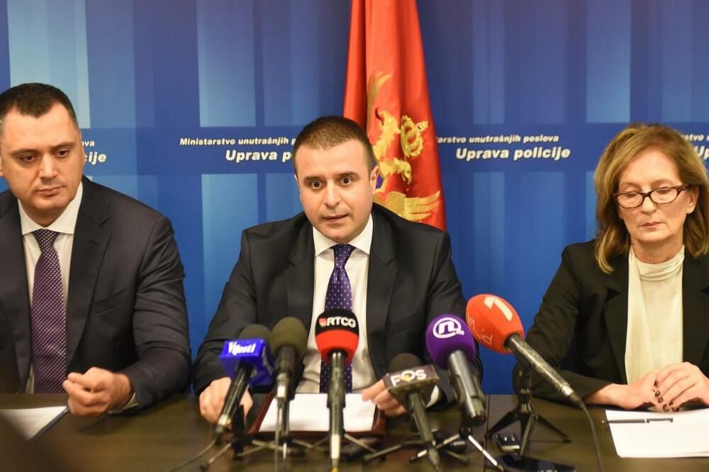 Sa presa Uprave policije na kojem se govorilo o ubistvu Kruščića i ranjavanju Lakić, Foto: Savo Prelević