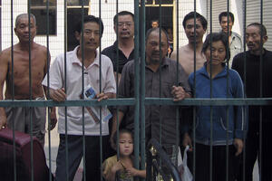 Desetoro osuđeno u Kini zbog držanja ilegalnih zatvora