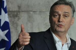 Radmanović: Lagumdžija da podnese ostavku