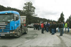 Kamiondžije i taksisti najavili blokadu puta prema Kosovu