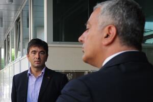 Mandić traži da Vujanović  kroz vanredno stanje sprovede hapšenja