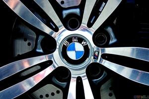 BMW će servisirati 32.000 prodatih automobila zbog opasnosti od...