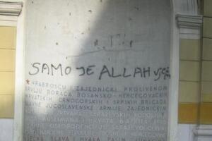 Oskrnavljen spomenik Vječna vatra u Sarajevu