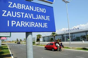 Aerodrom u Podgorici: Zabranjeno privremeno parkiranje uz zgradu