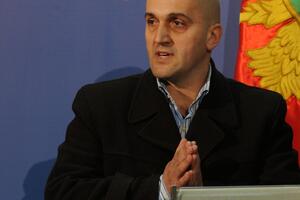 Enver Dacić tvrdi da im je "usmeno" dozvoljeno nošenje oružja
