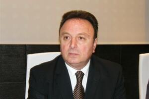 Boro Lazović traži da se DPS oglasi povodom prijava MANS-a