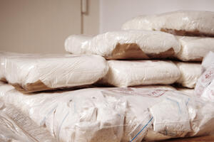 U barskoj luci zaplijenjeno najmanje 30 kilograma kokaina