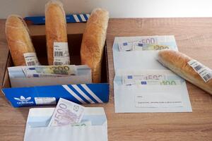 Mladi URE Kusovcu poklonili sendviče i koverte