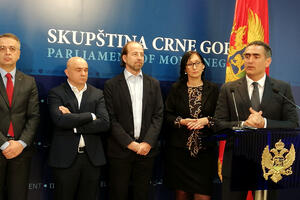 Predstavnici Posebnog kluba poslanika najavili novi politički savez