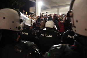 Pokret "Odupri se": Crnoj Gori potrebni slobodni mediji i slobodan...