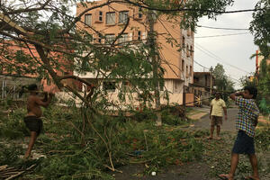 Najmanje 15 mrtvih u Indiji i Bangladešu u naletu ciklona Fani