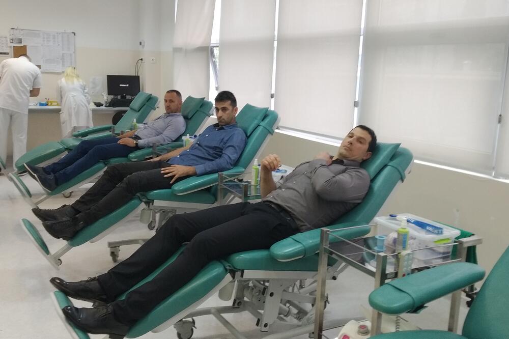 Predstavnici ministarstava glavni promoteri dobrovoljnog davalaštva krvi, Foto: Zavod za transfuziju krvi