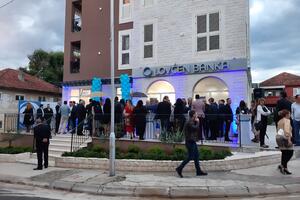 Lovćen banka otvorila filijalu u Tivtu