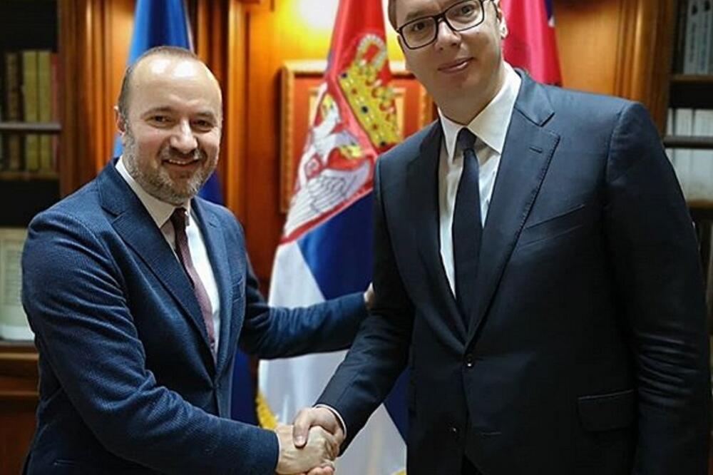 Pavićević i Vučić, Foto: Instagram.com/buducnostsrbijeav