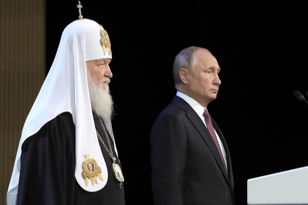 Patrijarh moskovski Kiril i Vladimir Putin, Foto: AP