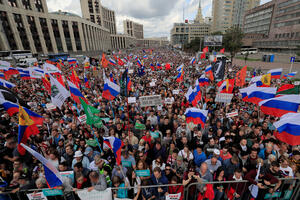 Oko 12.000 ljudi na protestu u Moskvi, Semjonova: Vlasti od Rusije...