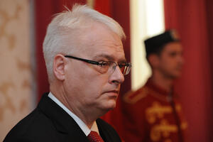 Josipović: Govor Kolinde Grabar Kitarović u Kninu krajnje neumjesan