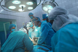 Prva laserska operacija hemoroida u CG: Hirurški nož ide u zaborav