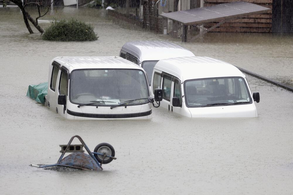 Strah od poplava i odrona, Foto: Reuters