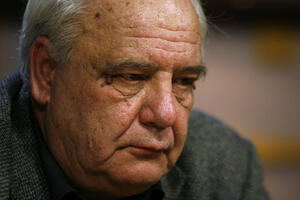 Umro sovjetski disident Vladimir Bukovski