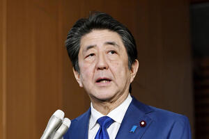 Sjeverna Koreja: Abe bi mogao uskoro ispred nosa da vidi šta je...