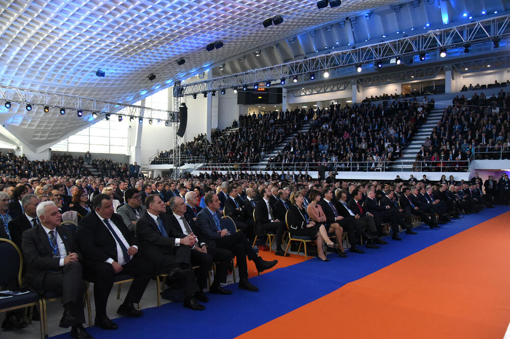 Sa kongresa, Foto: Boris Pejović