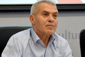 Božović: Pavićević zloupotrebljava i Statut i položaj