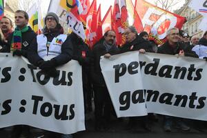 Makron ne odustaje od reformi, sindikati od protesta