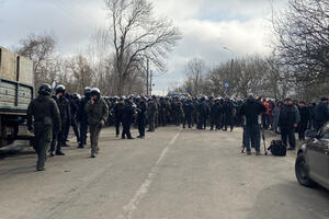 Perišić stigao u ukrajinski karantin, demonstranti se biju sa...