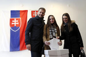 Slovačka glasala prvi put od ubistva Kucijaka: Izbori sa...