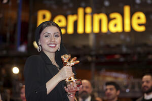 Uručene glavne nagrade na Berlinaleu: Zlatni medvjed za iranski...