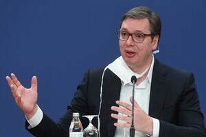 Vučić: Spremni smo da poklonimo Vladi Crne Gore tri respiratora i...
