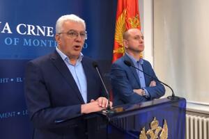 DF traži da se prihvati poklon Vučića: Koliko imamo respiratora,...