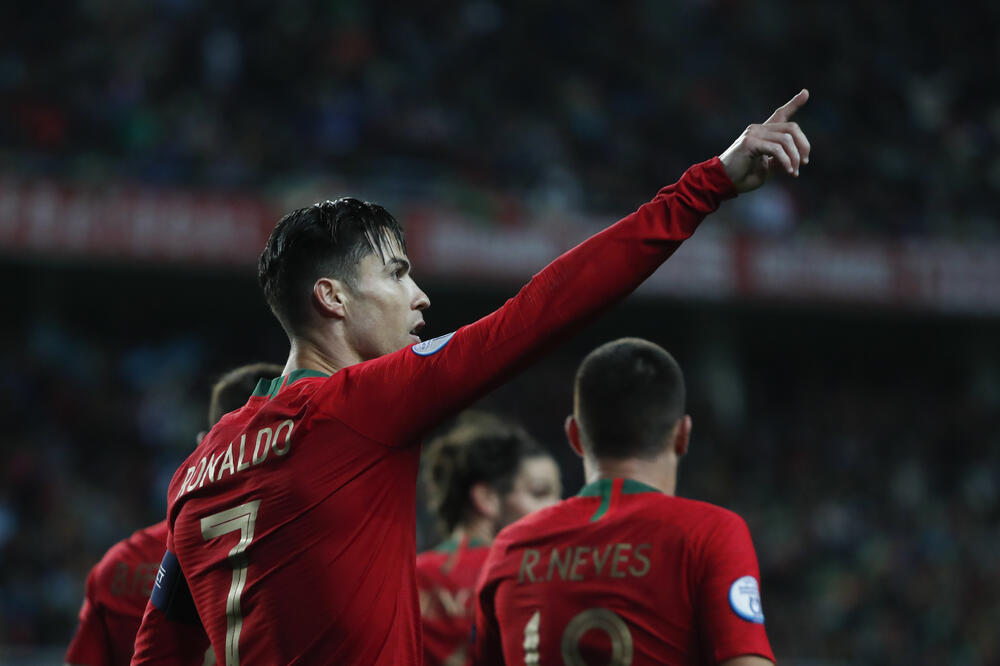 Ronaldo u dresu Portugala, Foto: AP