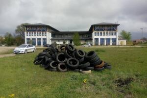 Nikšić: Komunalna policija spriječila paljenje guma