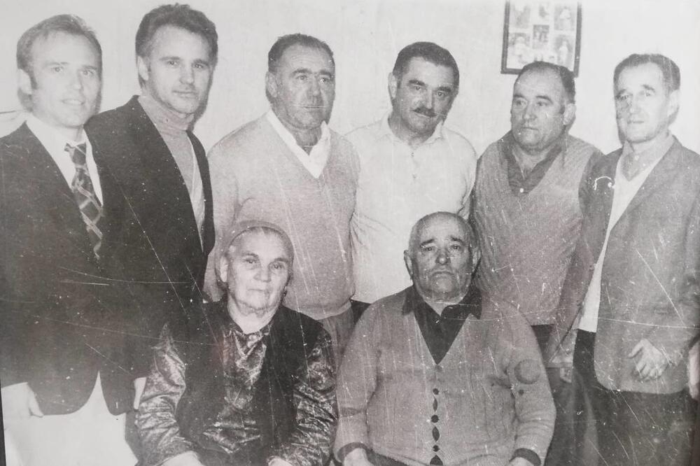 Porodica Dragašević, Foto: Privatna arhiva