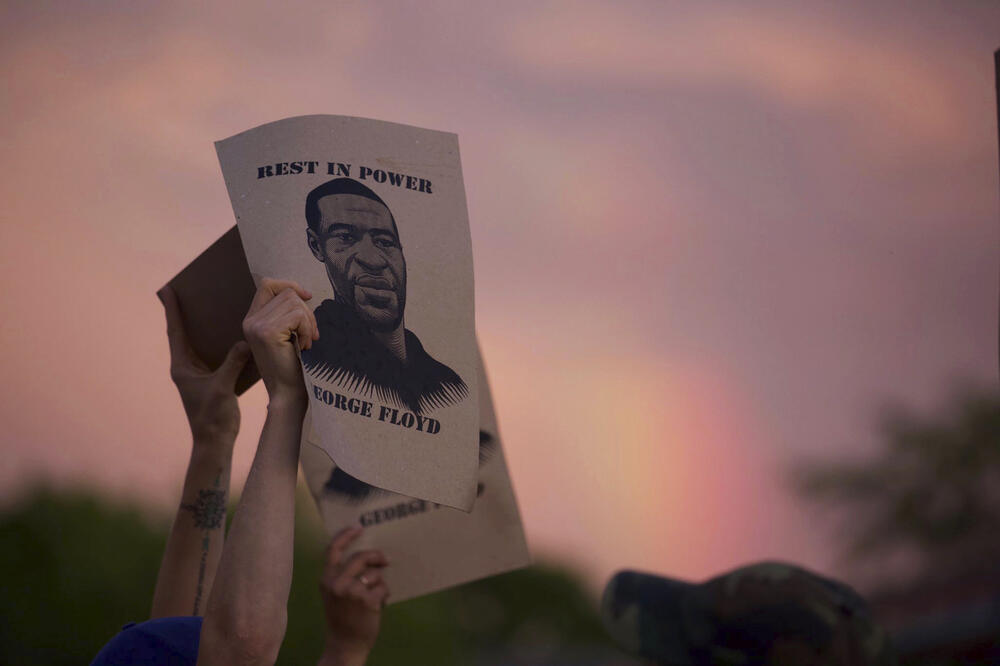 Detalj sa protesta, Foto: AP/Beta
