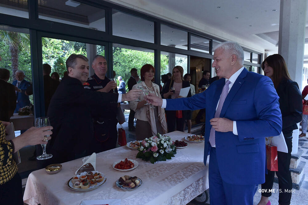 Nuhodžić i Marković na svečanosti, Foto: Vlada Crne Gore
