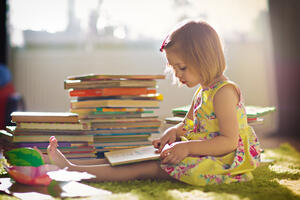 Školska lektira: Šta nam djeca čitaju?