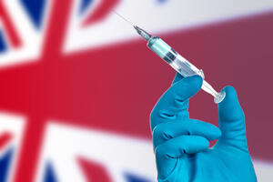 Velika Britanija odobrila novu vakcinu Fajzer usmjerenu na omikron...